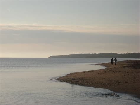 File:Cavendish beach pei..jpg - Wikimedia Commons