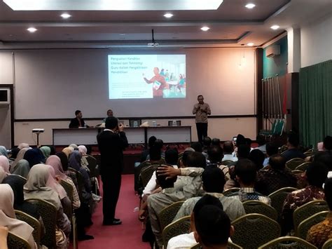 UNIKI Lakukan Seminar Pendidikan Penguatan Karakter Literasi Dan