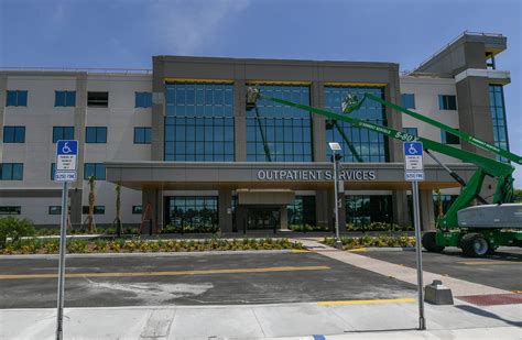 Hca Florida Lawnwood Hospital In Fort Pierce Opens Tower Expansion