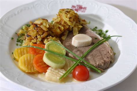 Viennese cuisine with history - Tafelspitz and Viennese beef - Vienna InsightVienna Insight