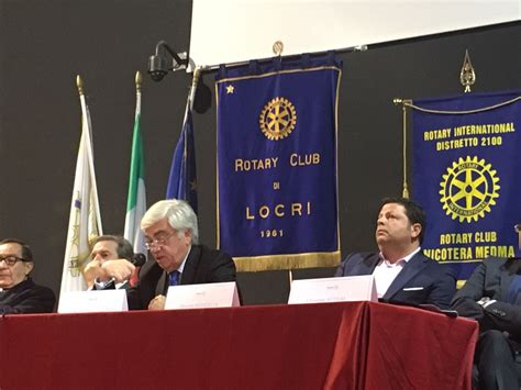 Comuni Sciolti Per Mafia A Locri La Tavola Rotonda Con Club Rotary E