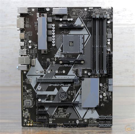 Обзор материнской платы ASUS PRIME B450-PLUS: на все 100 GECID.com.