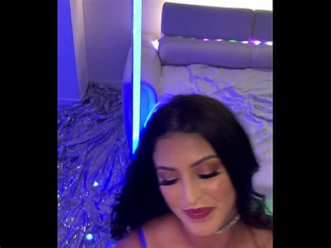 Hot Brunette Gets Creampie XNXX