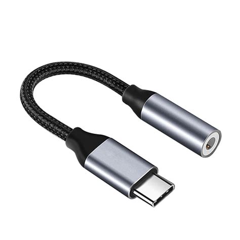 USB-C to 3.5 mm Aux Stereo Adaptor - Max Express