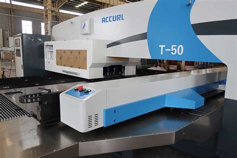 Accurl Hydraulic Cnc Turret Punch Press Max T Ton With Stations