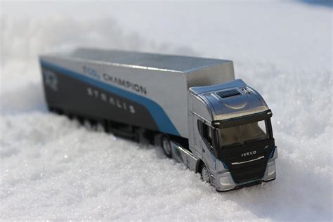 Iveco Stralis Np Champion Eligor Cpfs Iveco Stralis N Flickr