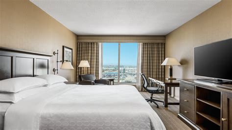 Toronto Airport Accommodation | Sheraton Gateway Hotel in Toronto ...