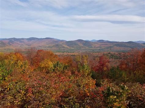 Best Fall Foliage Spots in the White Mountains of New Hampshire (For