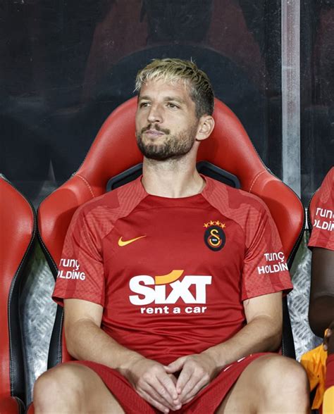 Peşindeyiz Galatasaray on Twitter Dries Mertens oyuna girdikten