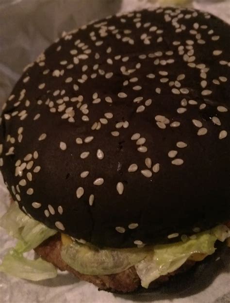 Vidkid20's Sim Lair: I ate the new Black Halloween Whopper...