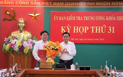 Bộ Chính trị chuẩn y Phó Chủ nhiệm UBKT Trung ương khóa XIII