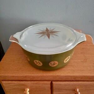 Rare Pyrex Zodiac Casserole Dish Promotional With Lid Green Gold B