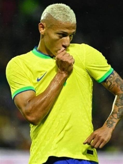 Richarlison Brilha E Se Consolida Como Favorito A Ser O 9 Na Copa