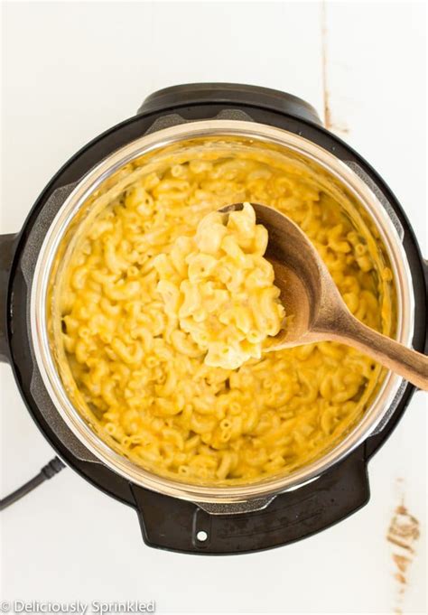 The BEST Instant Pot Macaroni and Cheese – Deliciously Sprinkled