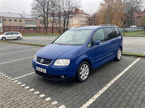 VW Touran 2 0 TDI 140KM dwa komplety opon Dębno OLX pl