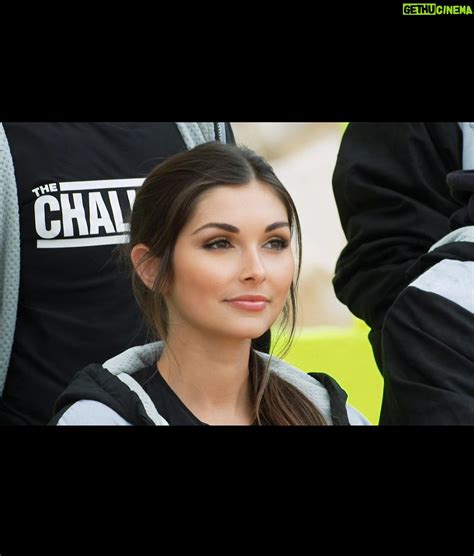 Actress Alyssa Snider HD Instagram Photos and Wallpapers August 2024
