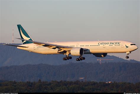 B KPM Cathay Pacific Boeing 777 367ER Photo By Mario Ferioli ID