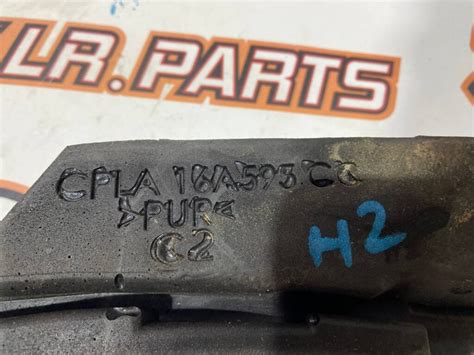 LR115141 Wing seal left Range Rover Sport L494 (2014-2022) used – Used ...