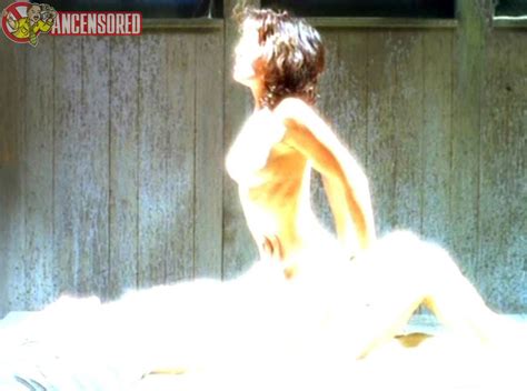 Naked Iris Berben In Das Mistst Ck