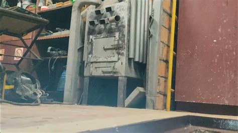 Яма в гараже с стационарным домкратом. Ссылка на домкрат в комментариях ...