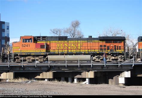 BNSF 5241