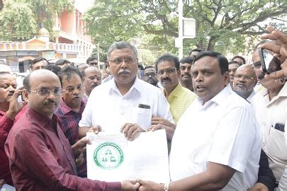 ಅಕ್ಕಿ ಗಿರಣಿದಾರರ ಸಮಸ್ಯೆ ಬಗೆಹರಿಸದಿದ್ದರೆ ಉಗ್ರ ಹೋರಾಟಕ್ಕೆ ಮುಂದಾಗುವಂತೆ ...