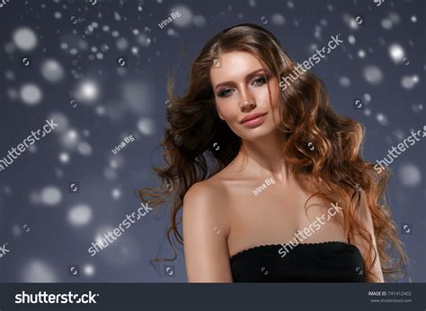 Beauty Brunette Woman Winter Snow Face Stock Photo 741412402 Shutterstock