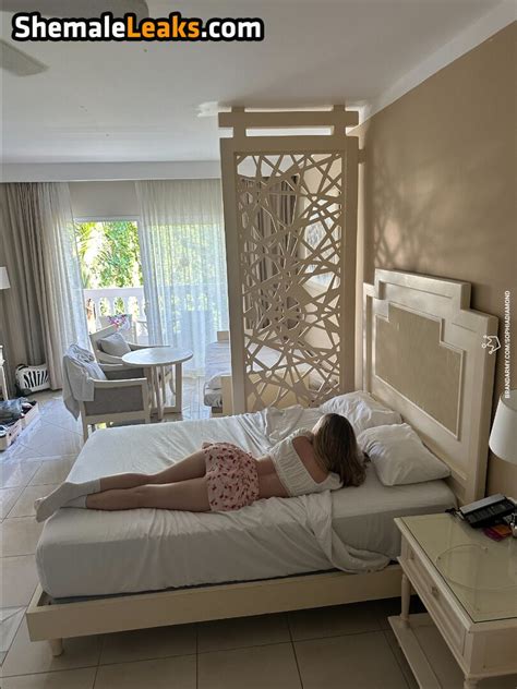 Sophia Diamond Sophia Ilysm Sophiadiamond Sophie Diamond Leaked Nude OnlyFans Photo