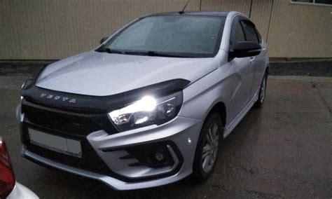 Дефлектор капота (мухобойка) на Лада Веста - Купить на Локотник.ру