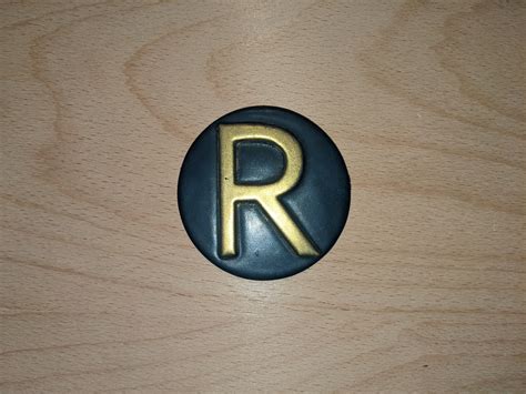 Classic Robin Badgesymbol Urethane Rubber Emblem Etsy