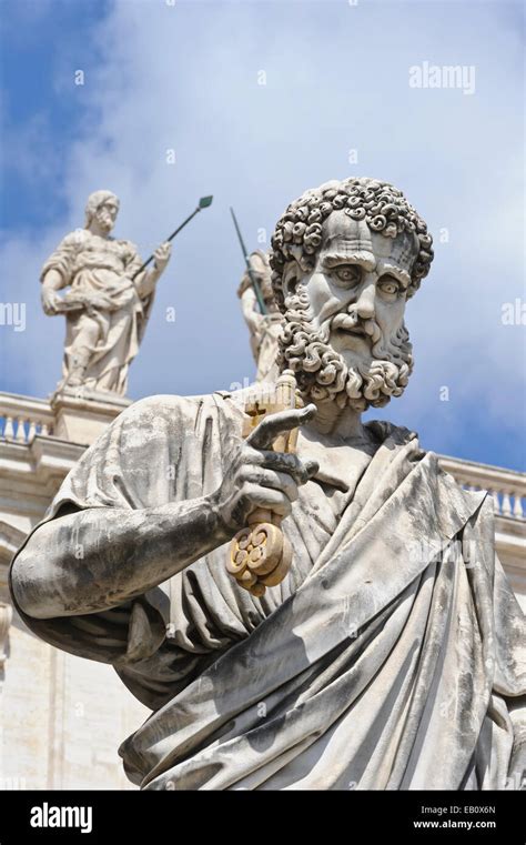 statue  st peter square  vatican city  res stock photography