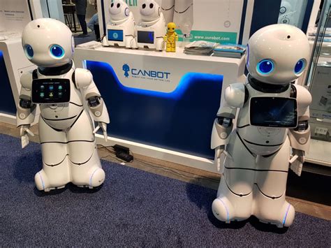 Estos fueron los robots más amigables que encontramos en #CES2018 
