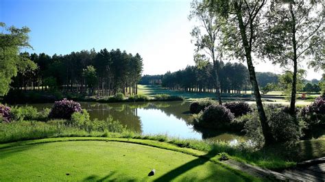 The Golf Course Bearwood Lakes