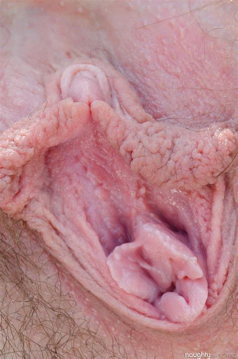 Hairy Amateur Kisa Fae Strips Naked Displays Her Meaty Pussy Lips Up