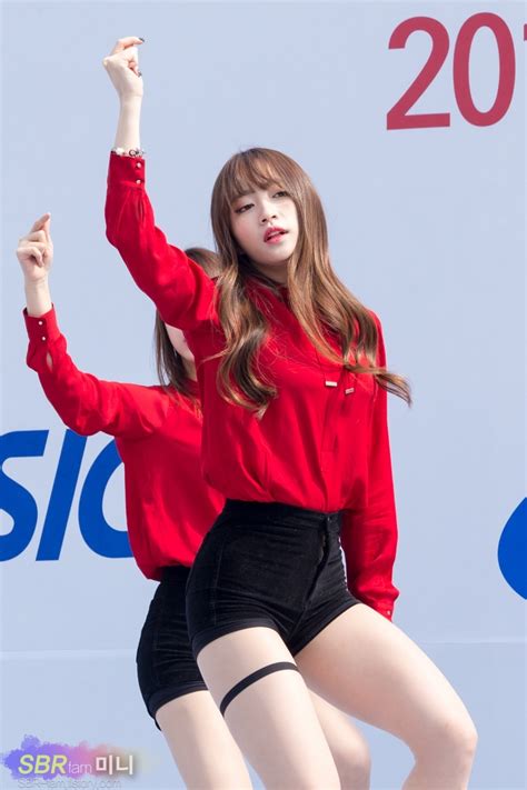 12 Sexy Photos Of EXID S New Hot Red Outfit Hani