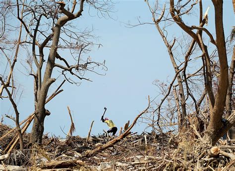 Uragano Matthew America In Ginocchio Oltre 1 000 Morti Accertati Ad