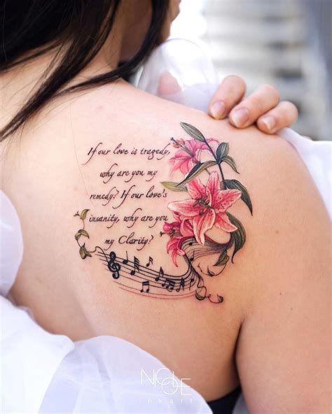 Pracht wie keine andere über 90 verblüffende Blumen Tattoo Ideen für