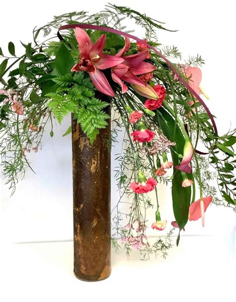 Flower Show Arranging | Flower show, Floral art arrangements, Large ...