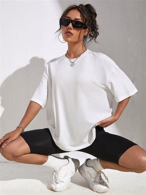 Pin By Lilliana Mertz On Oversized Tshirt Outfits In 2024 Clothing Mockup White Shirts Women