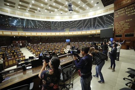 Apuran Di Logos Y Negociaciones Entre Bancadas En La Asamblea Para La