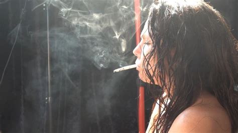 Maddy Trashy Looking Caro Smoking Hot Manyvids