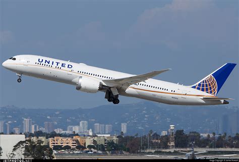 N Boeing Dreamliner United Airlines James Rowson