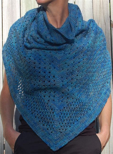 Free Knitting Pattern For Easy Campside Shawl Shawl Knitting Patterns