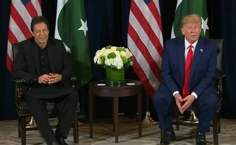 Donald Trump With Imran Khan By His Side Offers Jammu And Kashmir