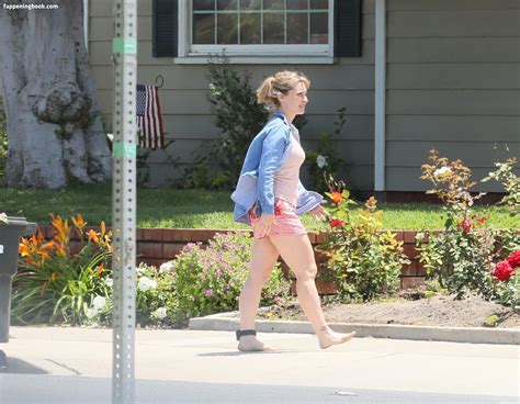 Allison Mack Nude OnlyFans Leaks Fappening Page 2 FappeningBook