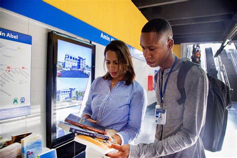 Metro De Santo Domingo On Twitter Incentivando La Lectura A Los