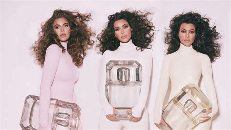 Kourtney Kardashian Net Worth: How Much Does She Earn? [Updated 2023