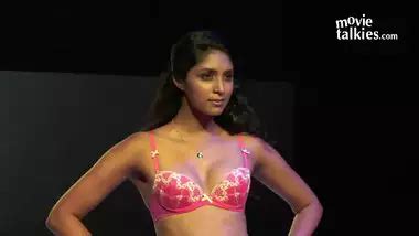 Indian Model S Nude Ramp Show Exposed Full Hd Porn Indian Film