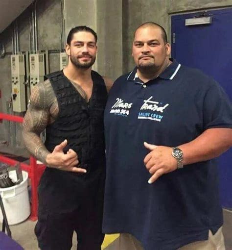 Roman Reigns family: wife, daughter and cousins - Legit.ng