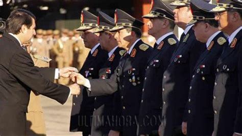 Policías Lucieron Por Primera Vez Su Uniforme Color Azul Última Hora